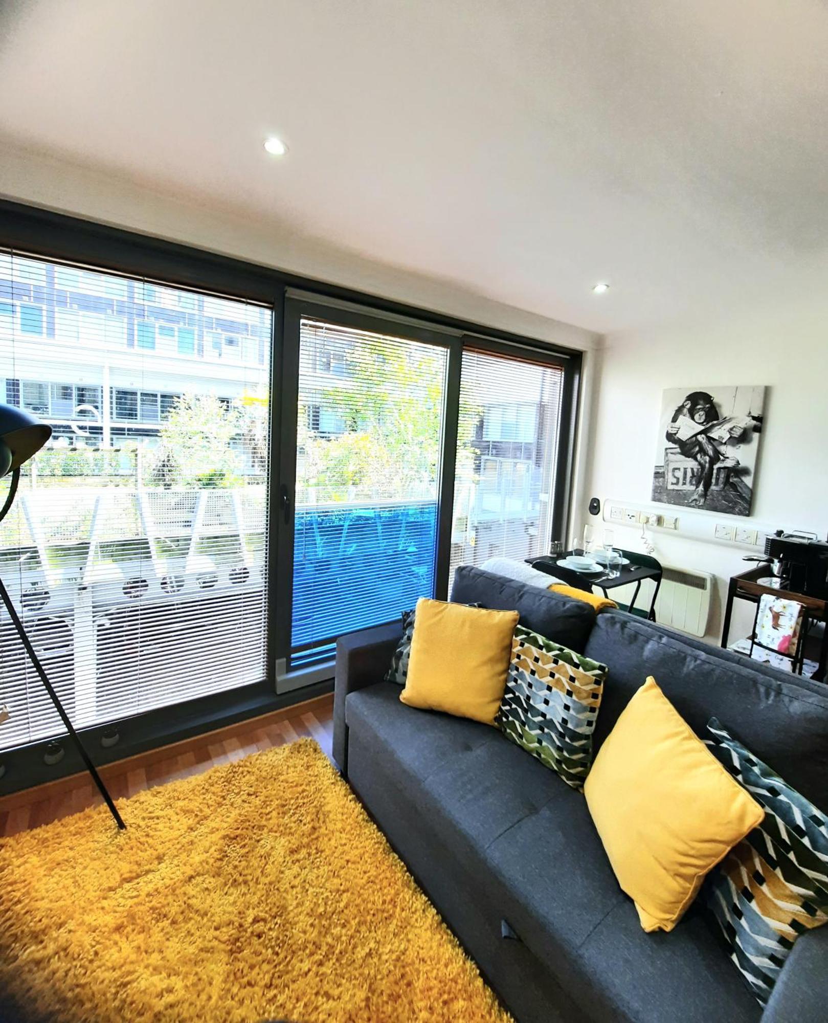 1-Bed Apartment,Leeds, Citi Space Лідс Екстер'єр фото