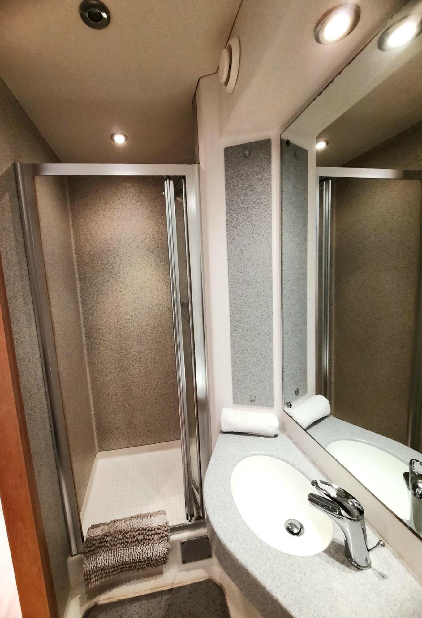 1-Bed Apartment,Leeds, Citi Space Лідс Екстер'єр фото